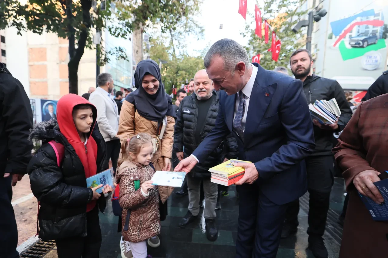 Türkiye’nin en büyük kitap fuarı Kocaeli’de kapılarını açtı