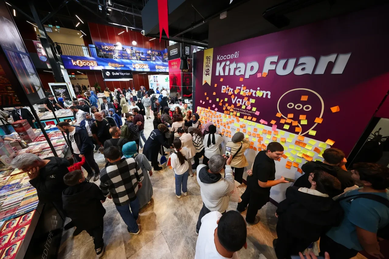Türkiye’nin en büyük kitap fuarı Kocaeli’de kapılarını açtı