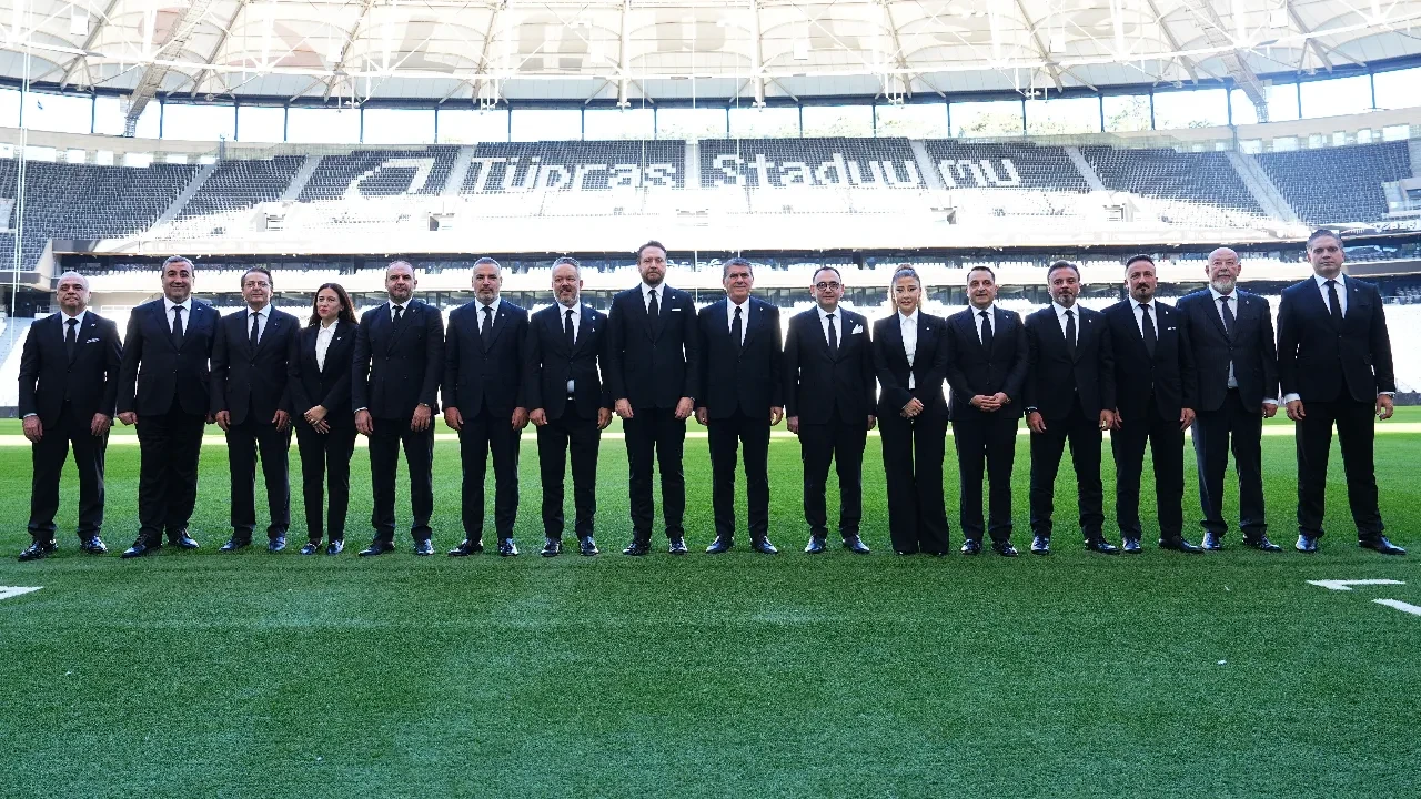 Beşiktaş yönetiminde görev dağılımı belli oldu! İşte futbol komitesinde yer alan isimler