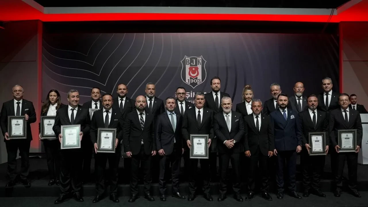 Beşiktaş'ta Serdal Adalı gelişmesi