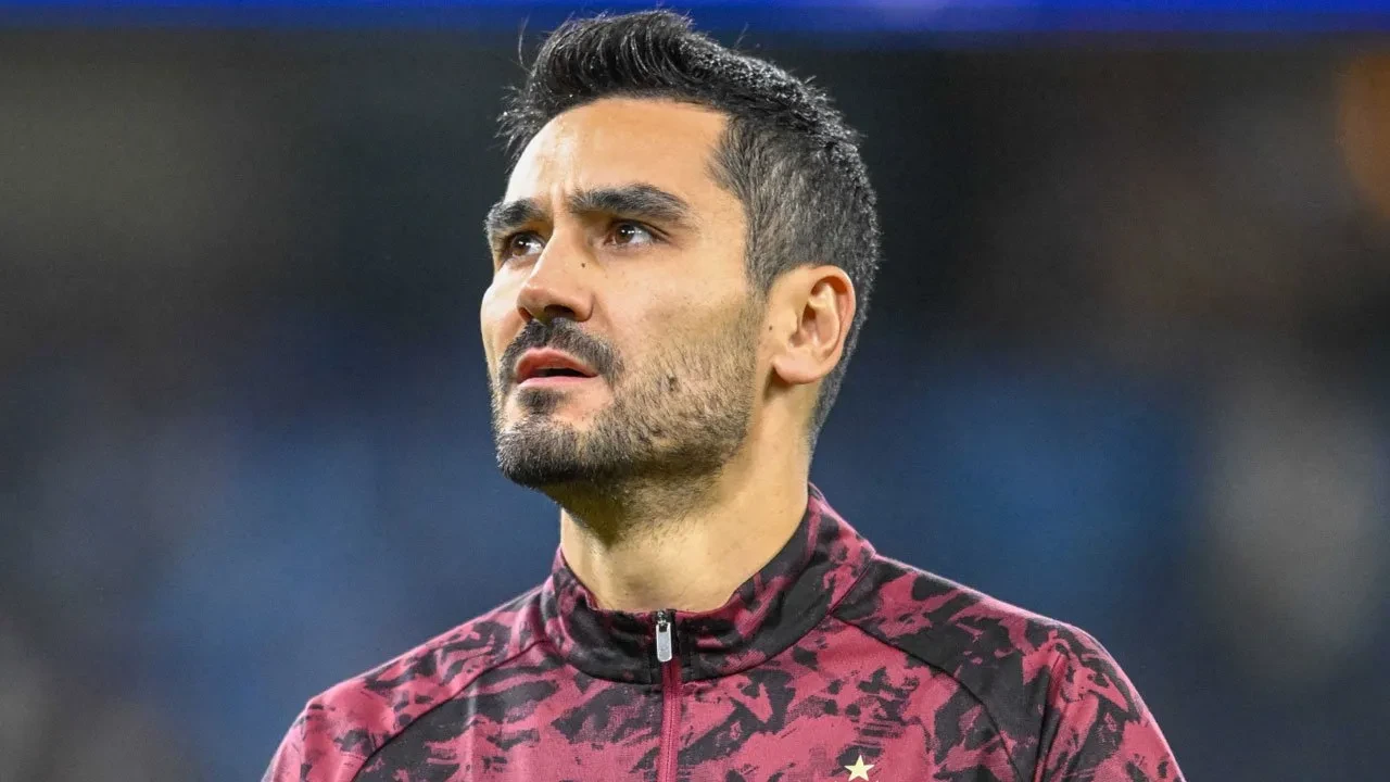 Galatasaray'da ayrılacağı konuşuluyordu, Okan Buruk yeşil ışık yaktı: İlkay Gündoğan sevinci