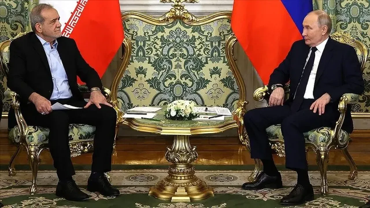 İranlı lider Pezeşkiyan, Rus lider Putin ile görüşmesinin ardından ABD'ye mesajını verdi