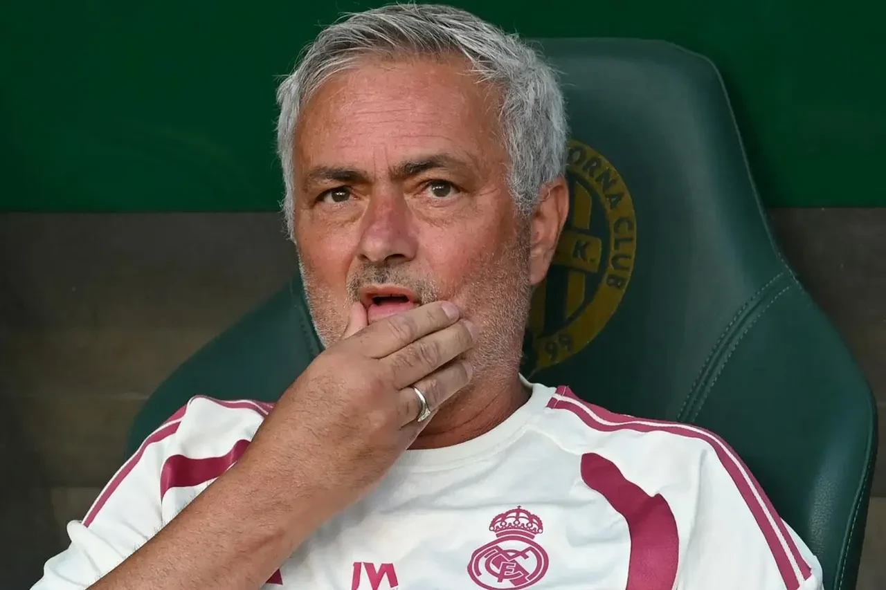 Jose Mourinho Arda Güler için kararını verdi! İspanyollar Diaz, Bernado Silva ve Alexander-Arnold'un olduğu listeyi duyurdu