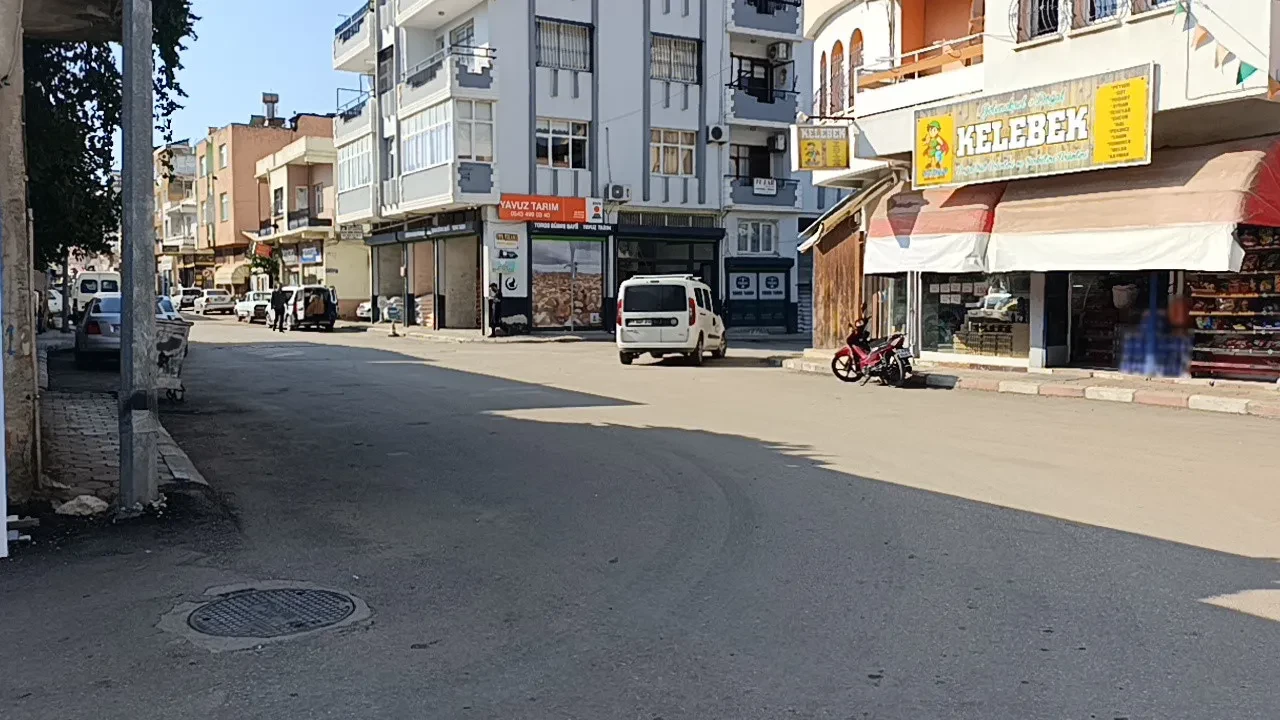 Kazaya karıştı, hiçbir şey olmamış gibi yoluna devam etti!