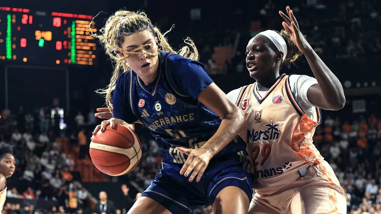Süper Kupa'da şampiyon Fenerbahçe Tarfin! Sarı-lacivertliler, Çimsa ÇBK Mersin'i 79-71 yendi