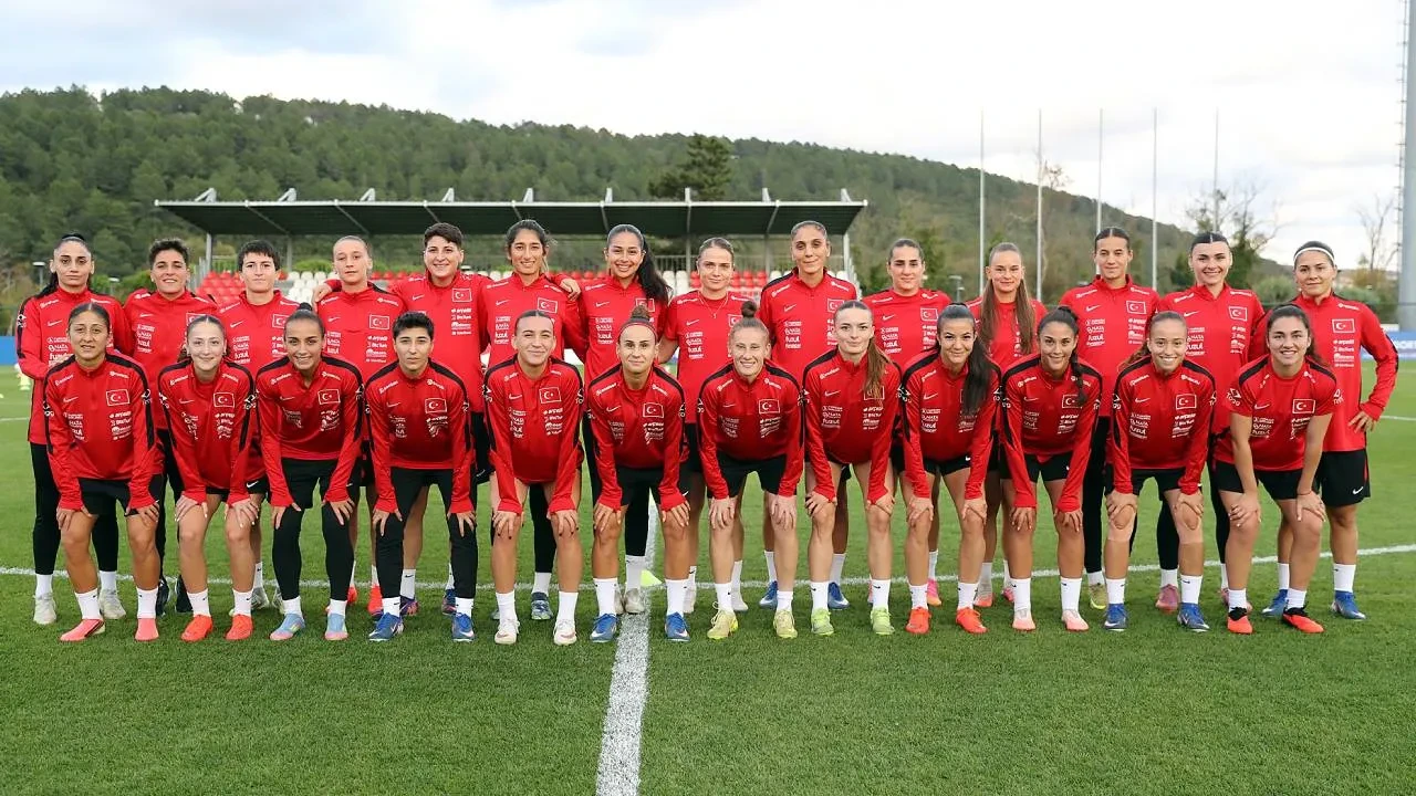 TFF duyurdu! Dev maç ücretsiz izlenebilecek