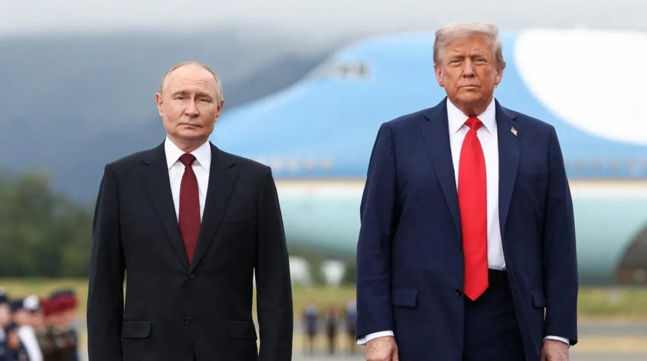 Trump hem küresel ekonomiye tarih verdi hem de Putin ile yapacağı kritik görüşmeyi açıkladı