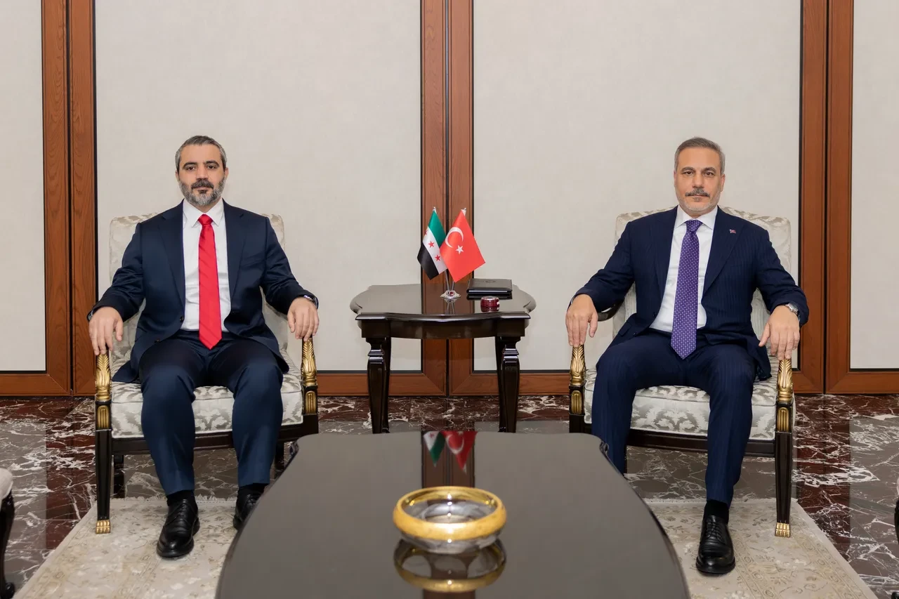 Ankara'da diplomasi trafiği: Hakan Fidan, Şeybani ile görüştü
