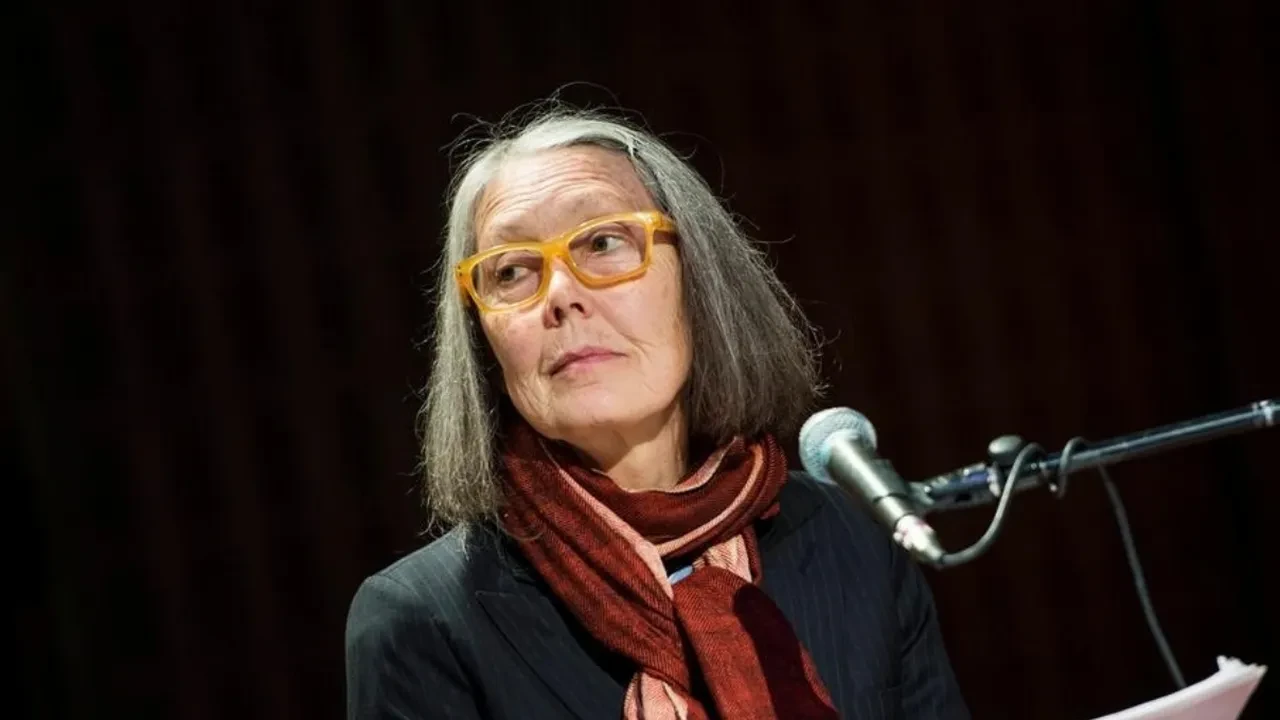 Anne Carson kimdir? Anne Carson şiirleri neler? Anne Carson kitapları hangileri?