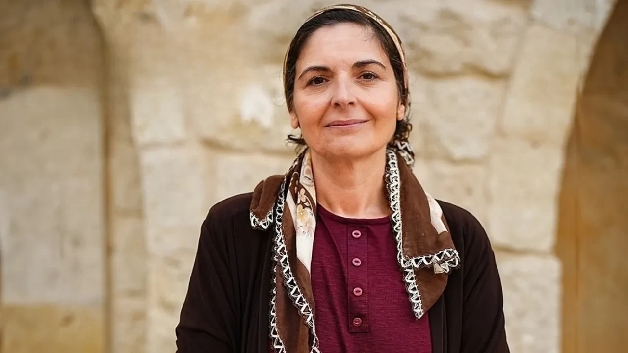Aşk- Memnu'nun Nesrin'i Evren Duyal bambaşka birine dönüştü! Verdiği kilolarla görenleri şaşkına çevirdi