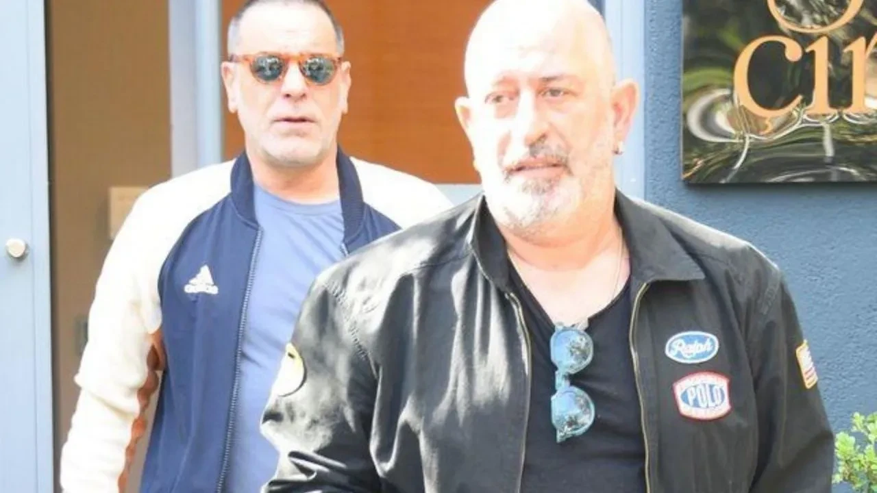 Berber çıkışı görüntülenen Cem Yılmaz ve Ozan Güven’in kiloları dikkat çekti