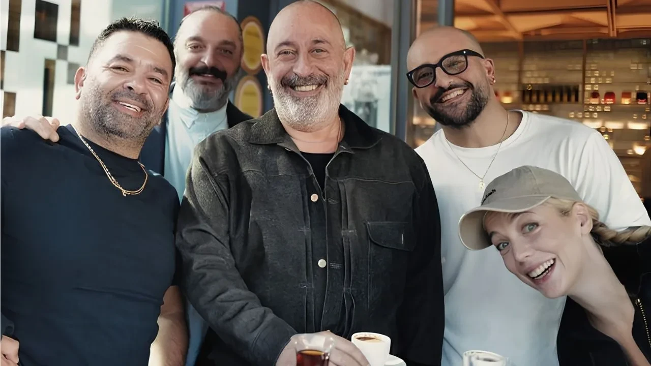 Berber çıkışı görüntülenen Cem Yılmaz ve Ozan Güven’in kiloları dikkat çekti