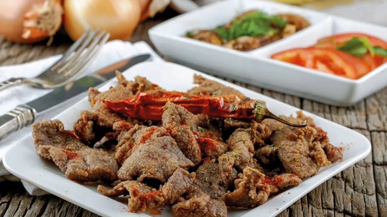 Ciğer yemek için Edirne'ye gitmeye gerek yok! Evde o meşhur ciğeri yapma yöntemi