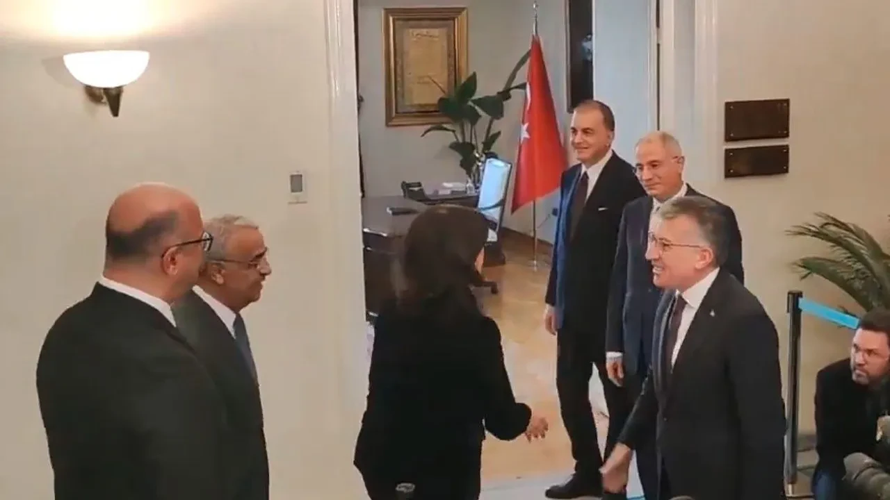 DEM Parti İmralı Heyeti ile AK Parti Grubu arasında kritik görüşme