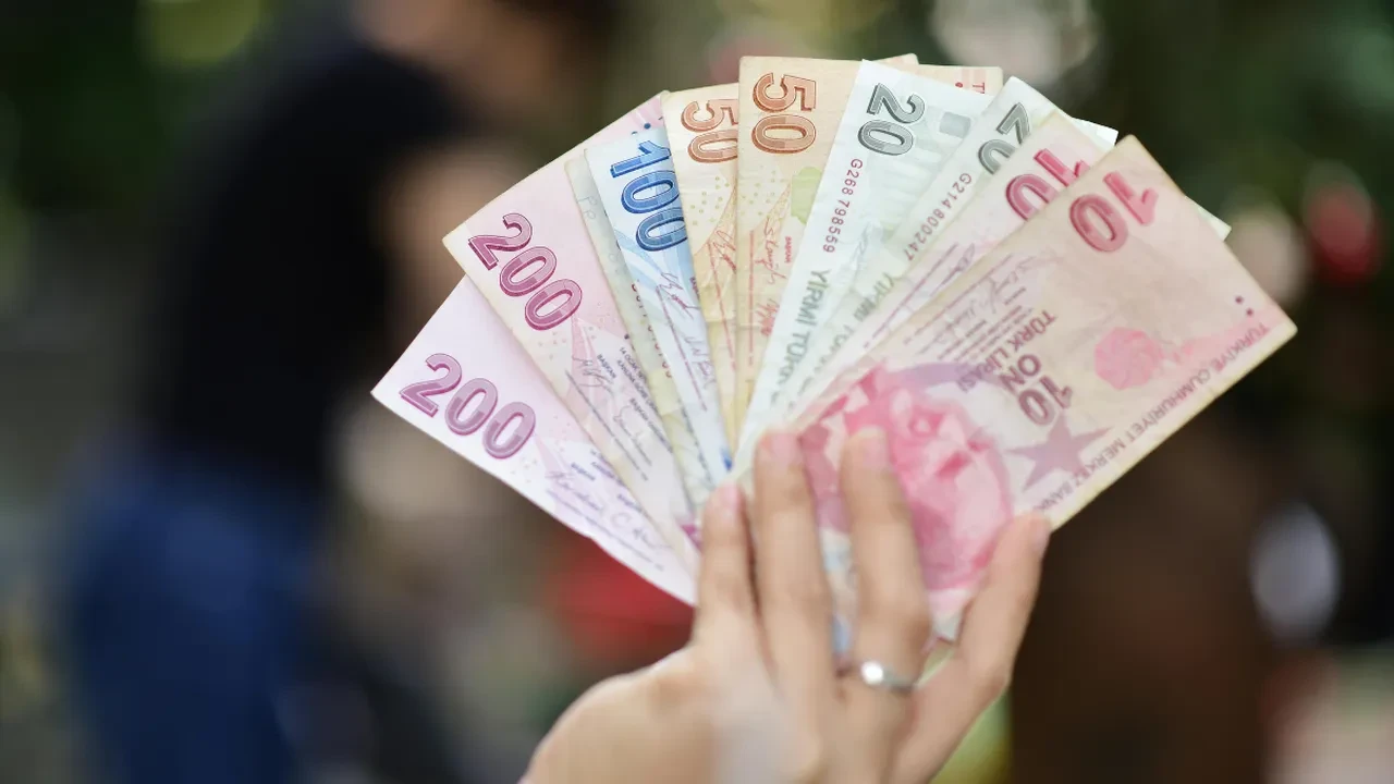 Aile ve Sosyal Hizmetler Bakanlığı'ndan girişimci kadınlara nakit desteği nasıl yapılır? İşte kadınlara yönelik destek ödemeleri ve miktarları 2026