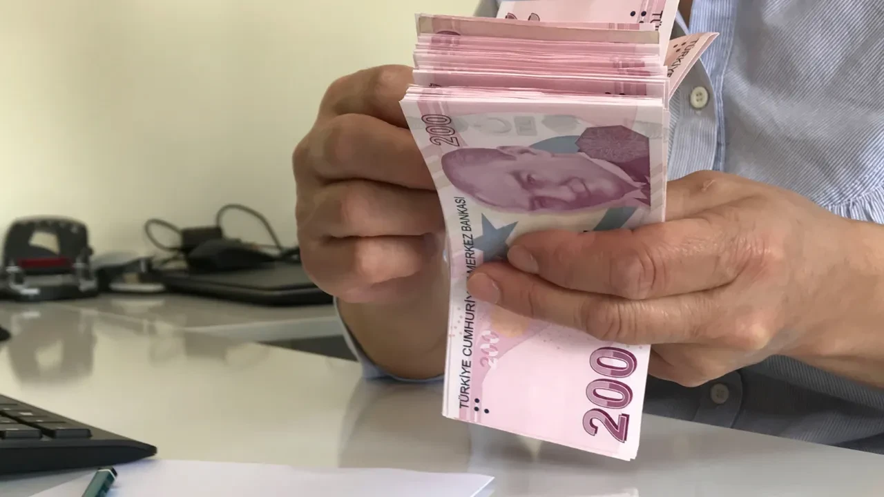 Aile ve Sosyal Hizmetler Bakanlığı'ndan girişimci kadınlara nakit desteği nasıl yapılır? İşte kadınlara yönelik destek ödemeleri ve miktarları 2026