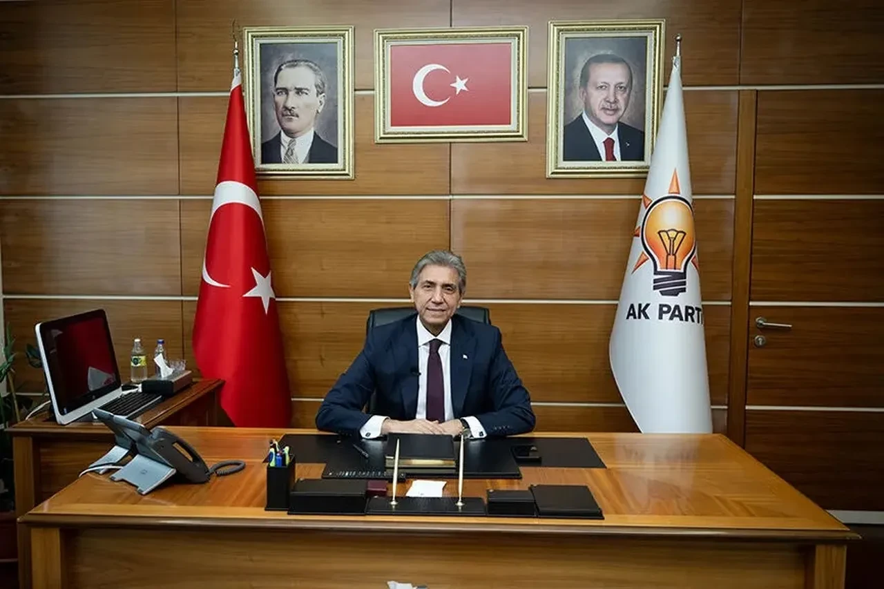 AK Parti Genel Başkan Yardımcısı Mustafa Demir'den Yeni Parti'nin 2 bakanla ilgili fon iddiasına tepki