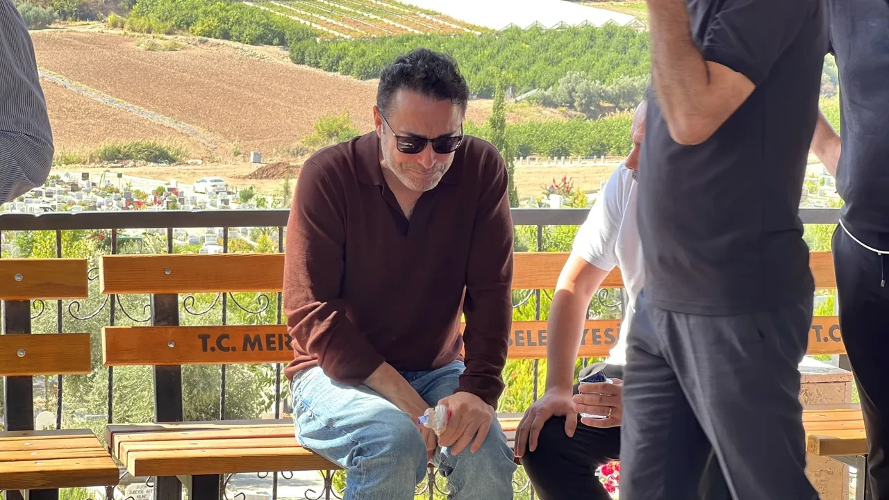 14. kattan düşmüştü: Atilla Taş'ın kızı Sezen Taş, Mersin'de toprağa verildi