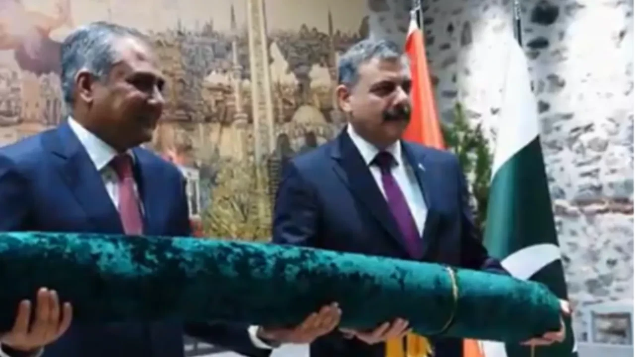Bakan Çiftçi'den Pakistan için kardeşlik mesajı