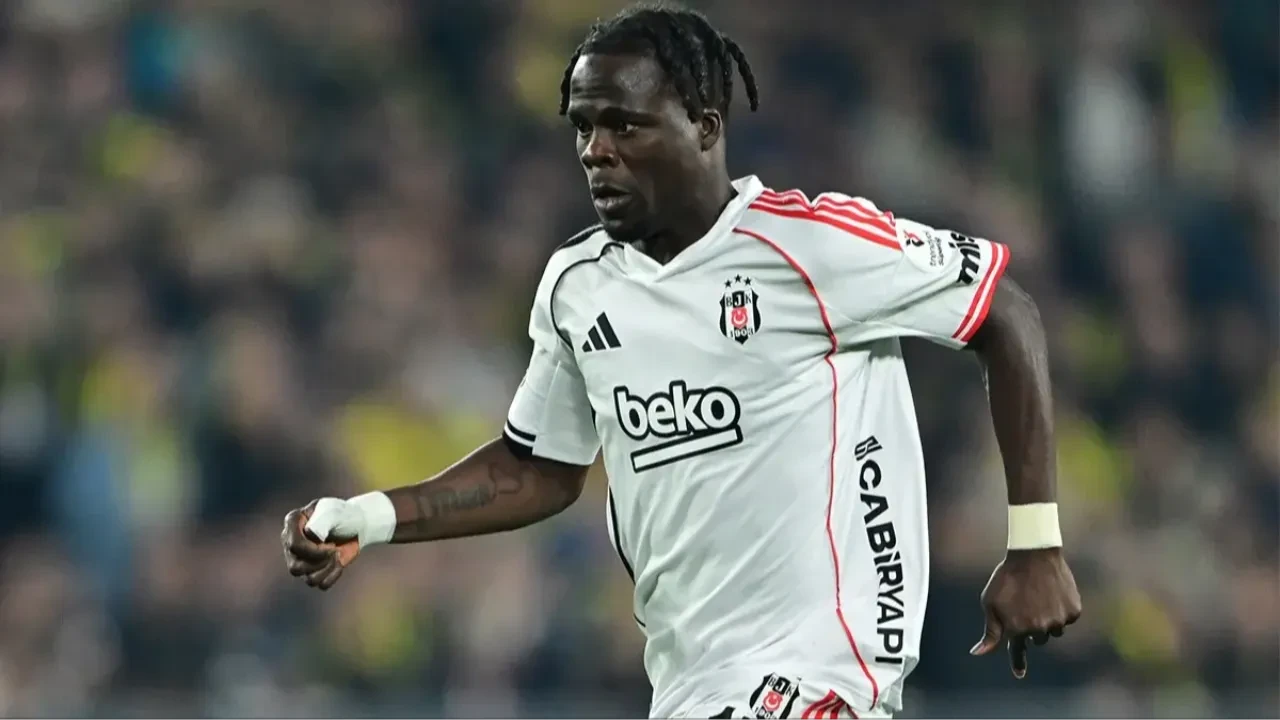 /spor/besiktasa-olaitan-piyangosu-menajeri-acikladi-transfer-rekoru-kiracak-teklif-3364271