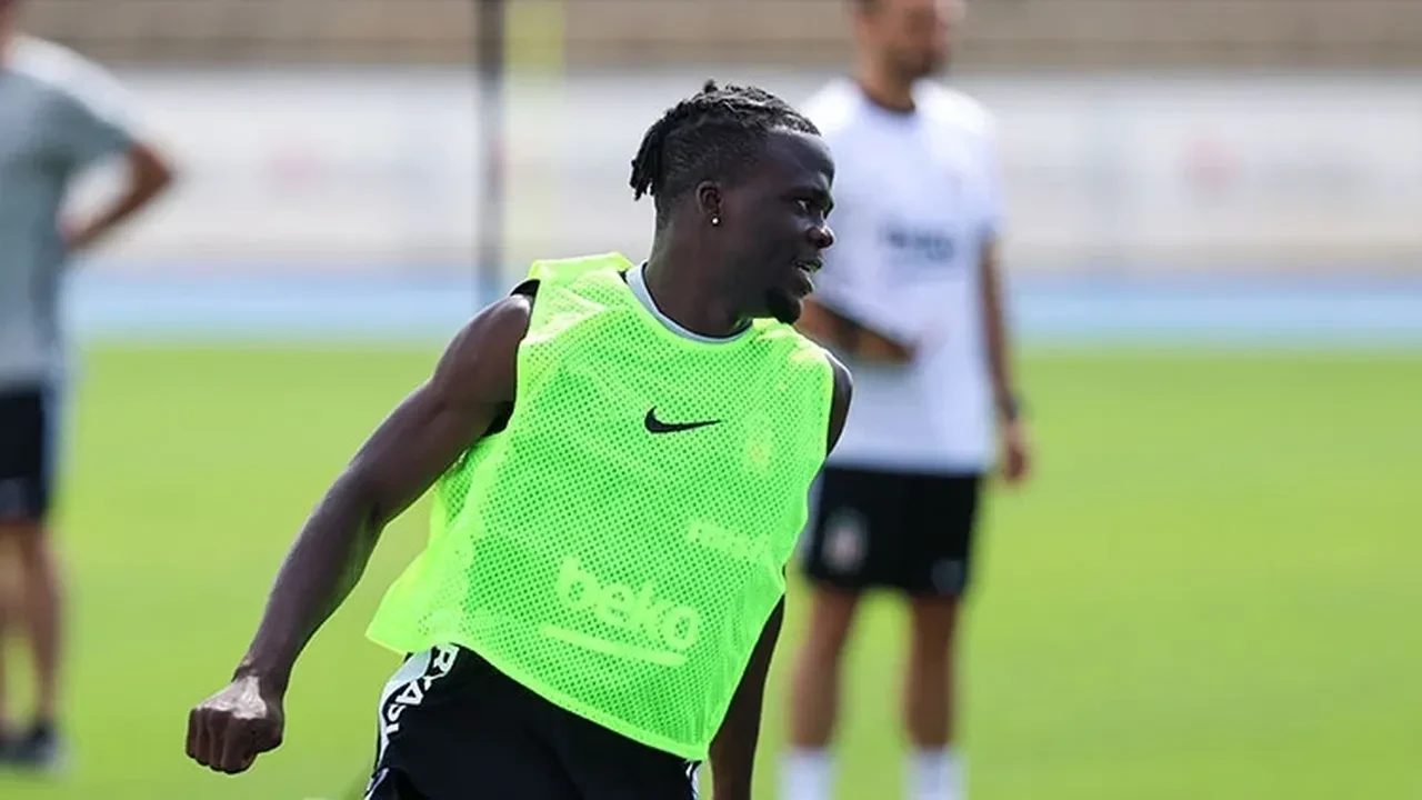 Beşiktaş'a Olaitan piyangosu! Menajeri açıkladı: Transfer rekoru kıracak teklif