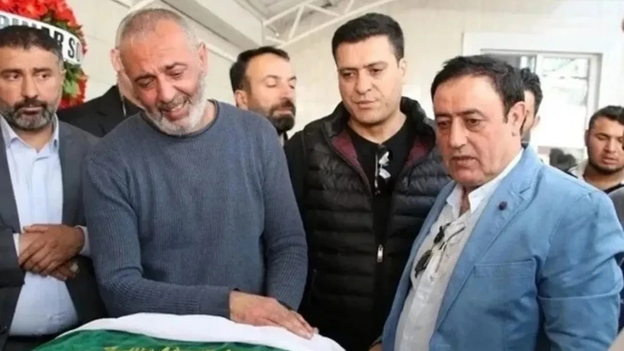 Dilber Ay'ın eşi İbrahim Karakaş Müge Zopun ile evlendi! Kızından çarpıcı açıklama geldi