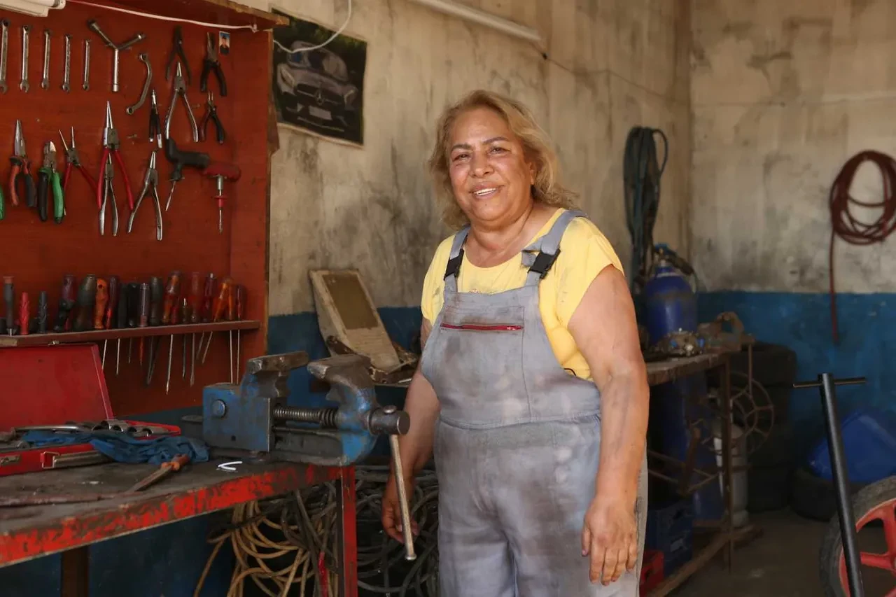 Dilber Ay’ın kızları kimdir? Dilber Ay’ın kızı Filiz kim? Dilber Ay’ın kızı Filiz kaç yaşında?