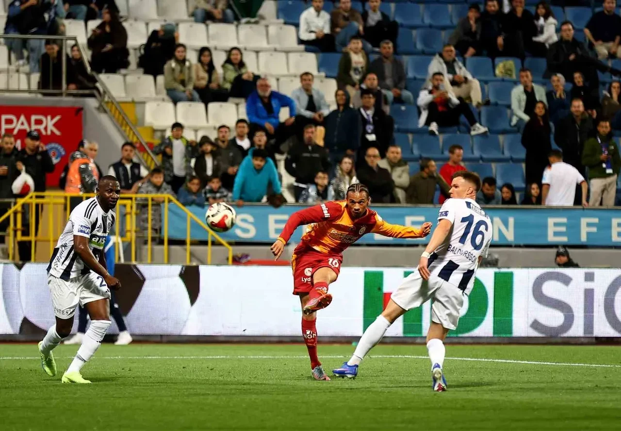 Galatasaray Kasımpaşa CANLI nereden izlenir? Canlı maç başlamak üzere