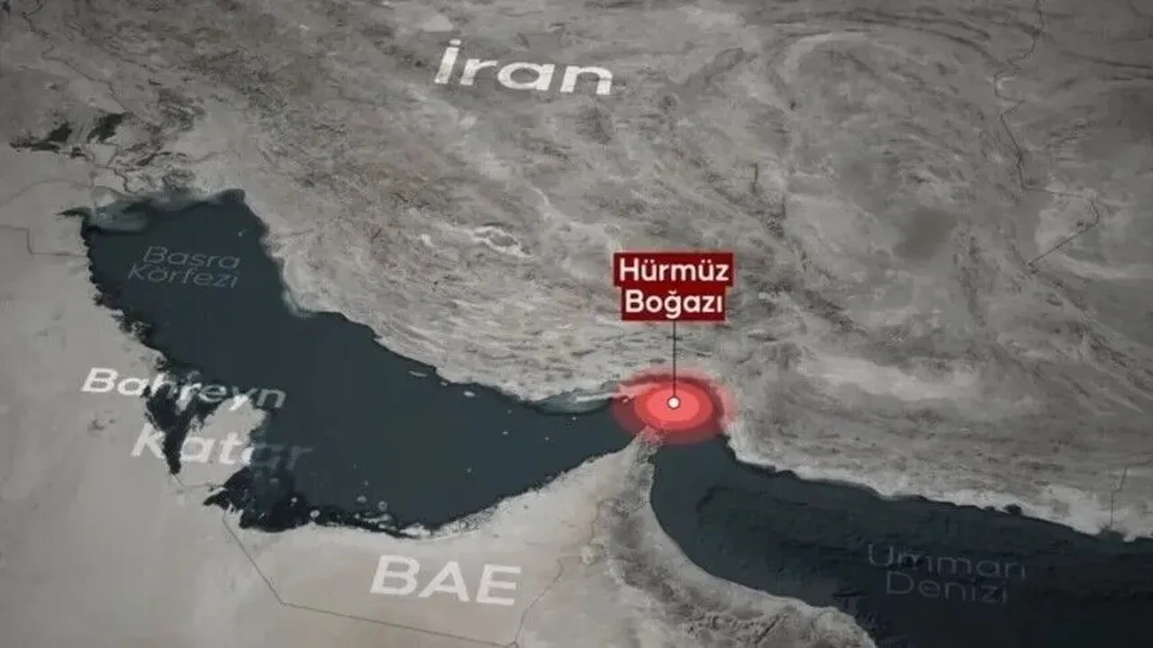 Hürmüz Boğazı'nda şiddetli patlama: Tankerler mayına çarptı