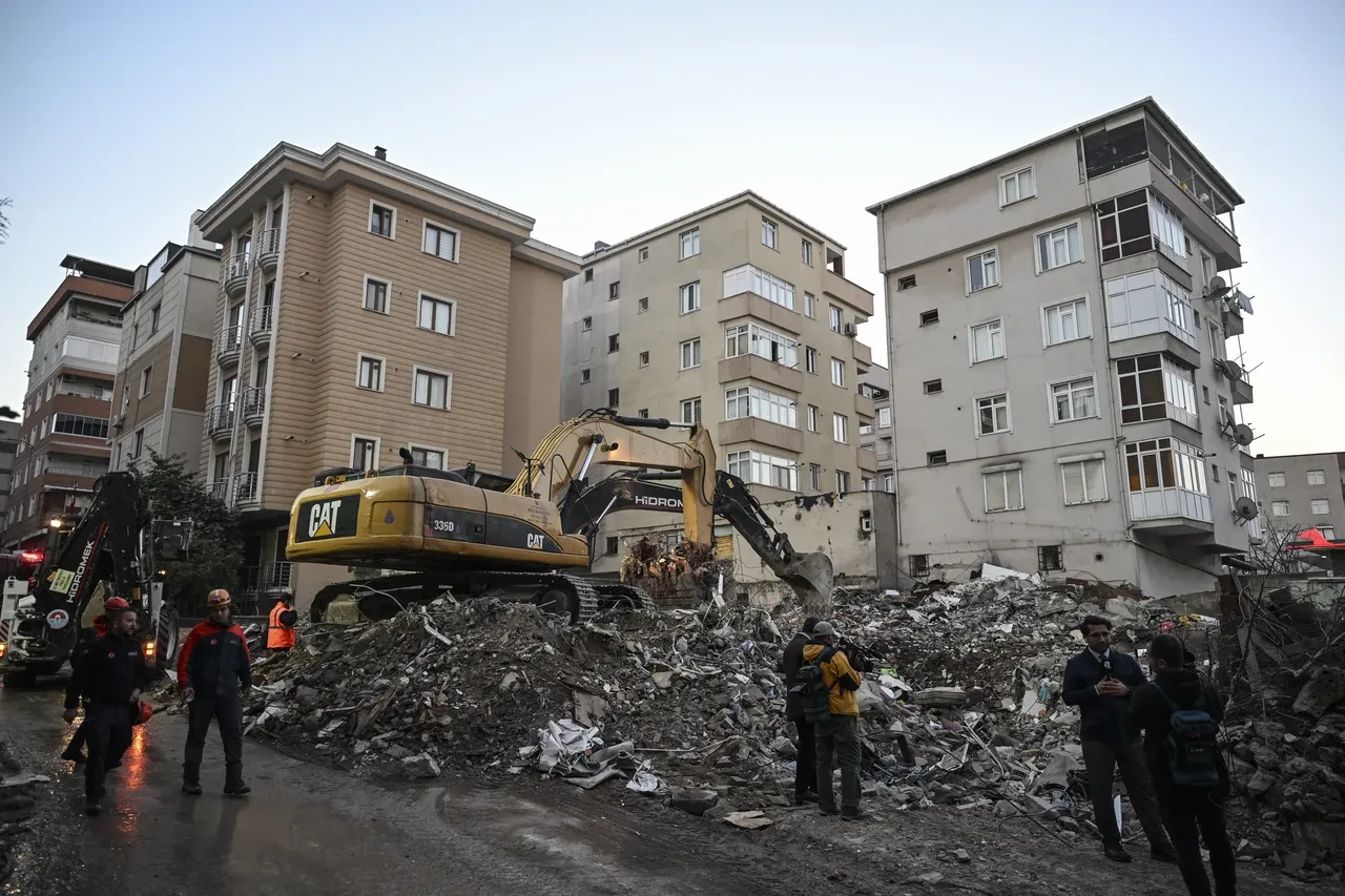 Maltepe'de çöken bina soruşturması: 5 kişinin öldüğü faciada iki tutuklama