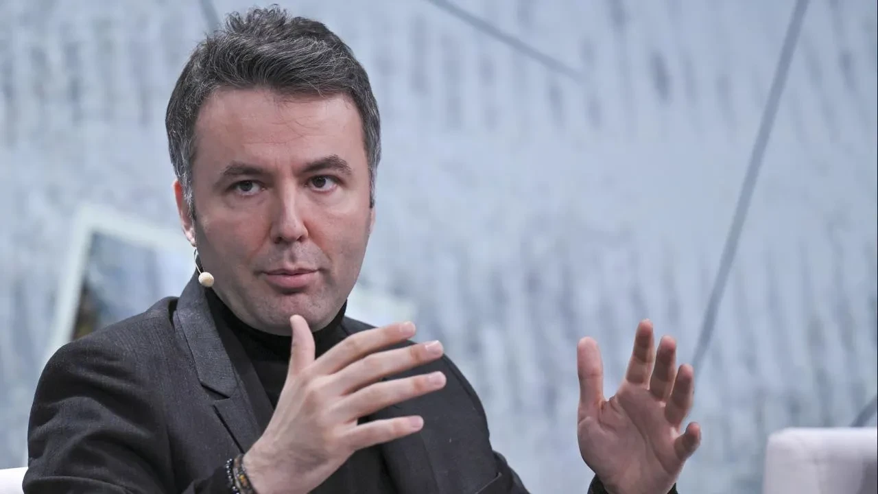 Mehmet Akif Ersoy davasında karar verildi! Bir sanığa ev hapsi
