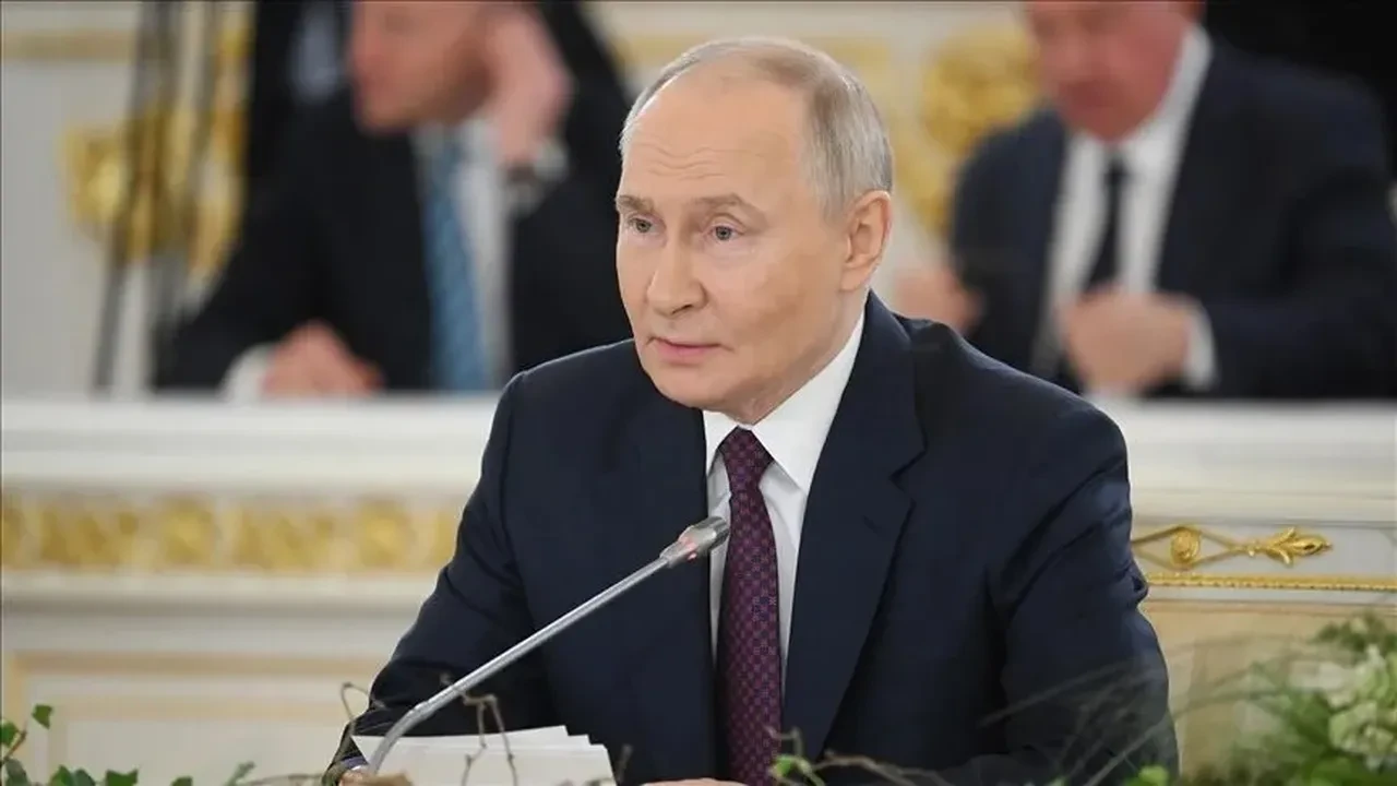 Trump'ile Putin anlaştı: Milyonlarca ton dizel yakıt gelecek