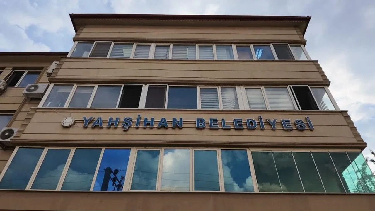 Yahşihan Belediyesi yolsuzluk soruşturmasında ortaya çıktı: Özel şoförün maaşı belediyeden