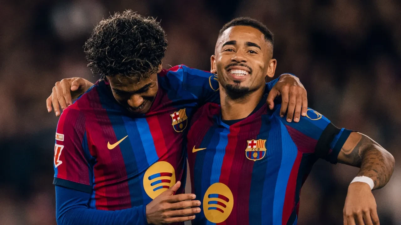 Barcelona'dan 6 gollü galibiyet! Alaves'e gol olup yağdılar
