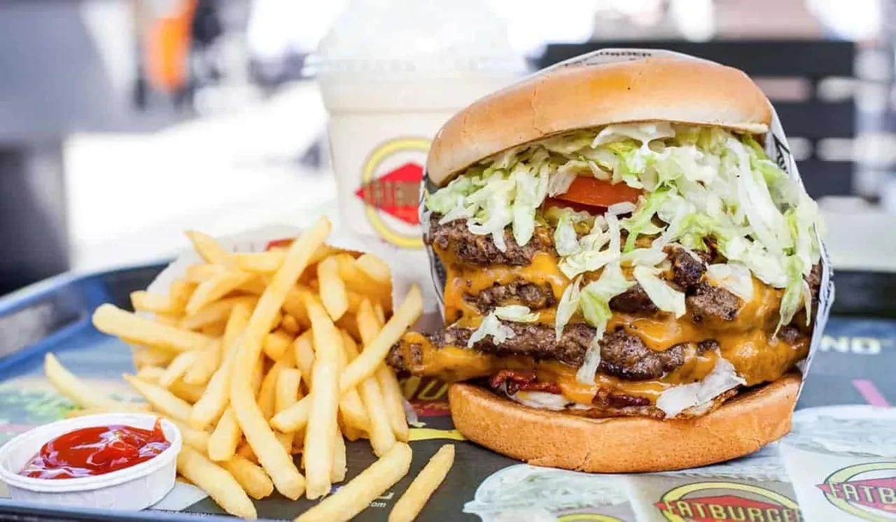 1,3 milyar dolarlık borç dev markayı borsadan sildi