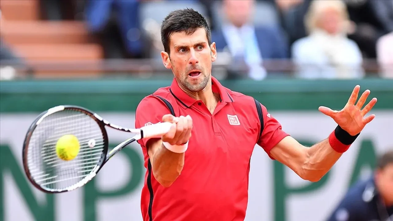 Alcaraz Djokovic maçı ne zaman, saat kaçta, hangi kanalda? Avustralya Açık Erkekler final mücadelesine saatler kaldı