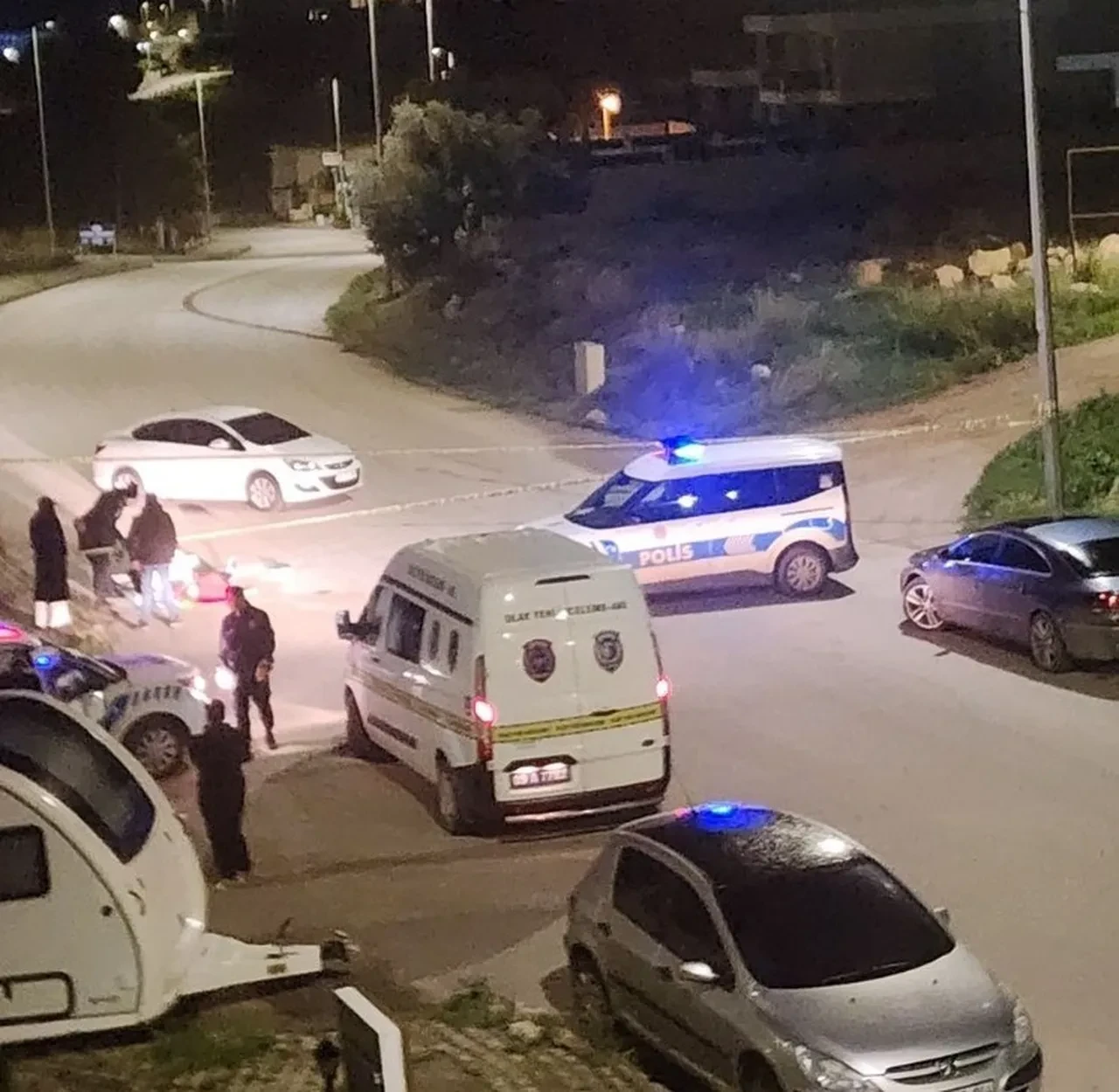 Aydın'da korkunç olay! Otomobilde silah sesleri duyuldu: 2 kişi infaz edildi