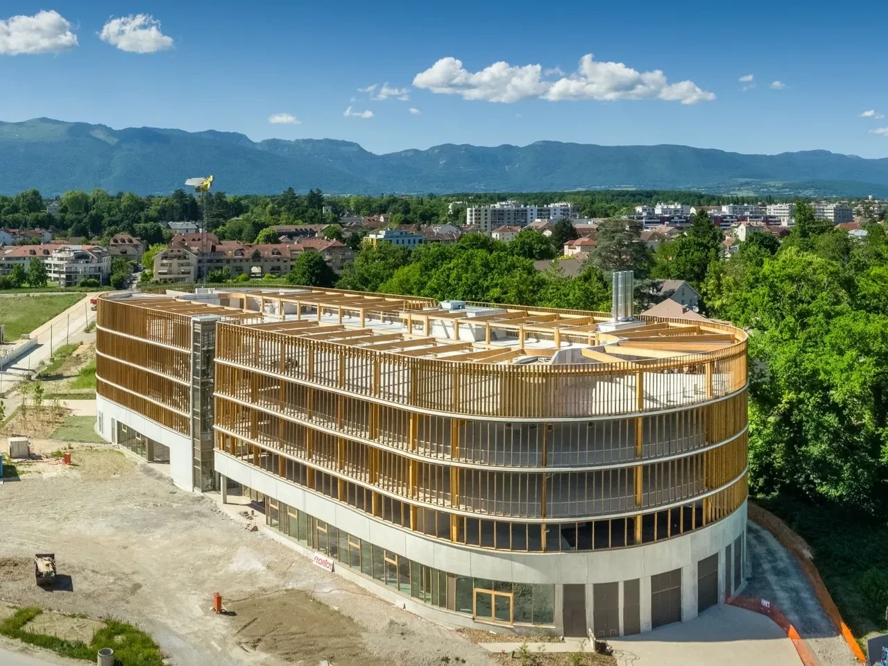 Büyük Hadron Çarpıştırıcısı ile evleri ısıtıyorlar