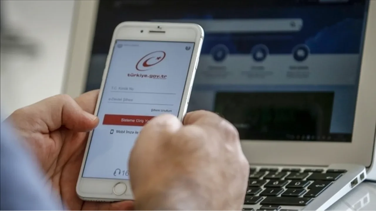 e-devlet’te en çok kullanılan hizmetler belli oldu! İşte Türk halkının e devlet kapısında en çok yaptığı işlemler