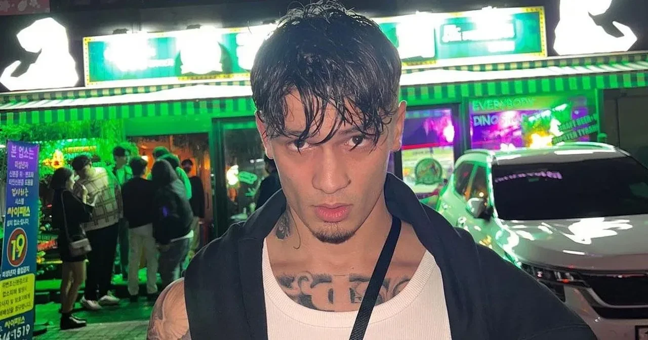 Hakkında yakalama kararı çıkarılan YouTuber Enes Batur'dan açıklama