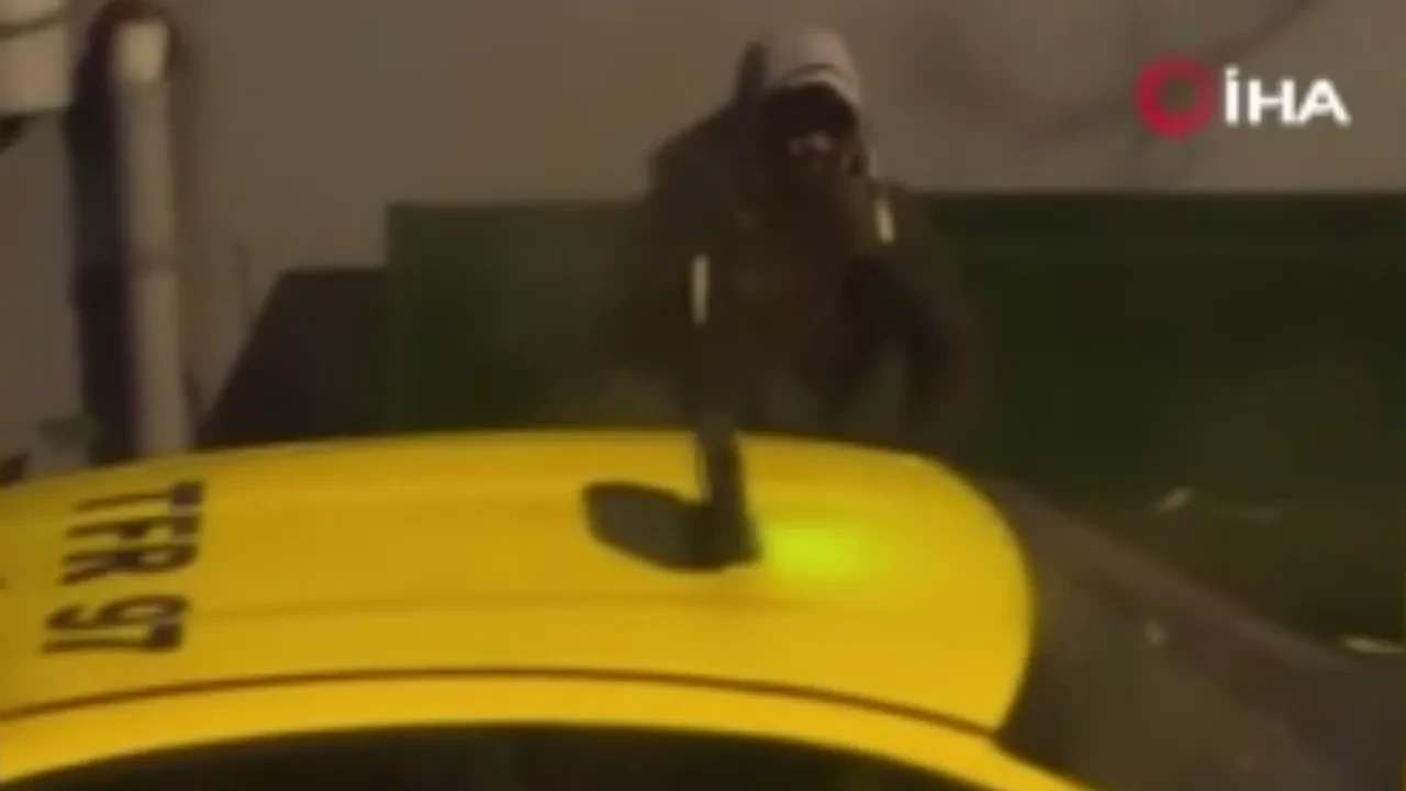 Taksi hırsızına suçüstü! Şüpheli kaçtı, vatandaşlar kovaladı  