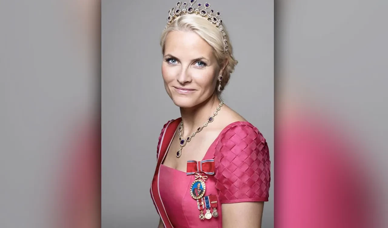 'Veliaht Prenses Mette Marit Epstein'den hamile kaldı' iddiası gündeme bomba gibi düştü