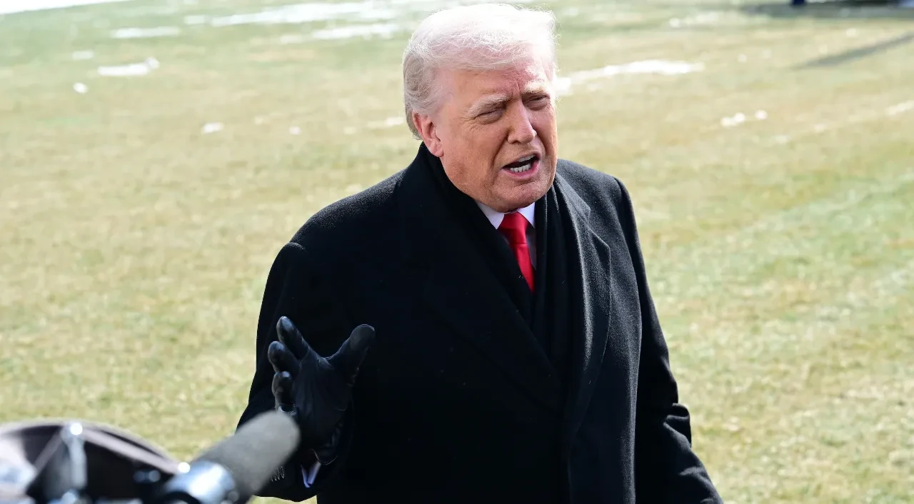 ABD Başkanı Trump'tan İran'a iki uçlu uyarı! Anlaşma olmazsa yaşanacakları söyledi