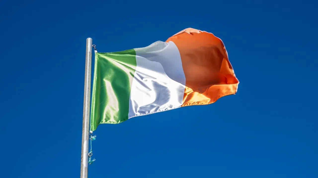 İRLANDA