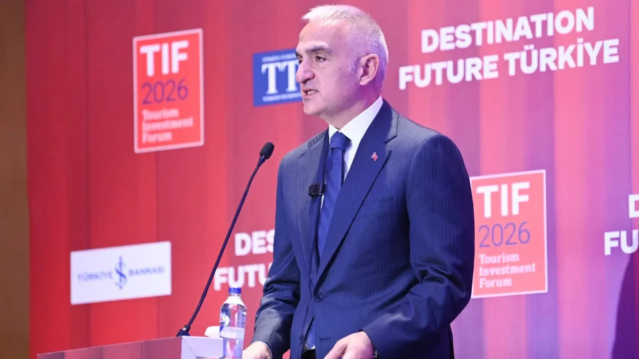 Bakan Ersoy TIF 2026 Turizm Yatırım Forumu’nda konuştu: Türk turizmi artık Şampiyonlar Ligi'nde!