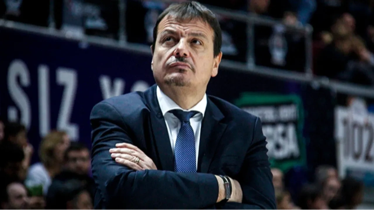 Ergin Ataman'ın acı günü! 