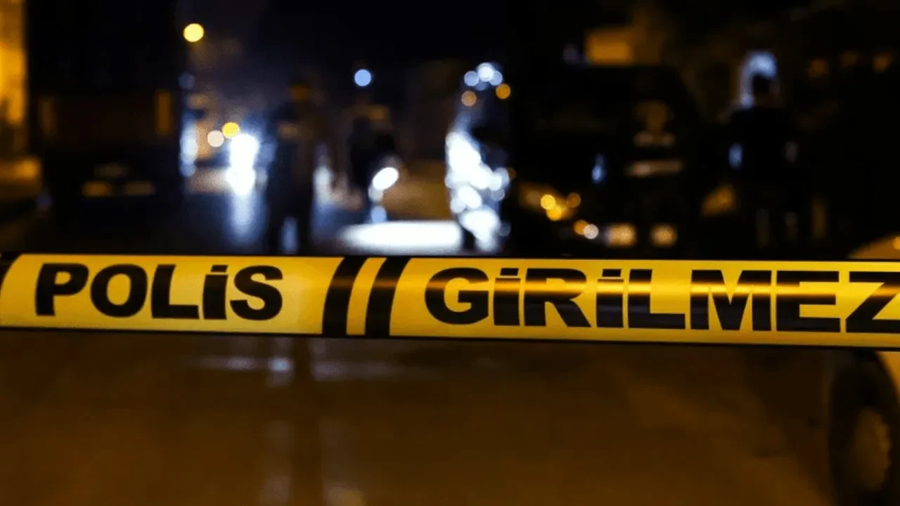 İzmir'de polis yeleği ile kanlı infaz! Evinin önüne kadar geldi, katledip kaçtı 