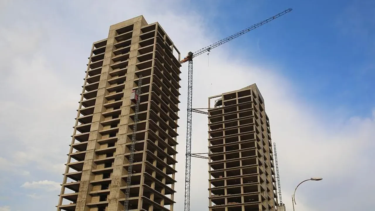 Konut kredisinde büyük gerileme! Kamu bankalarından alan 547 bin TL daha az ödeyecek