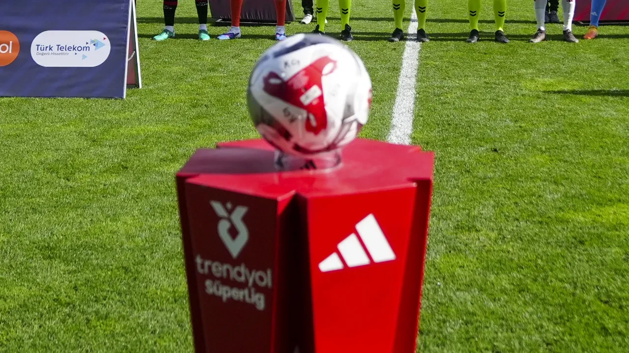 Süper Lig'de 23. hafta programı belli oldu! İşte maçların oynanacağı tarihler