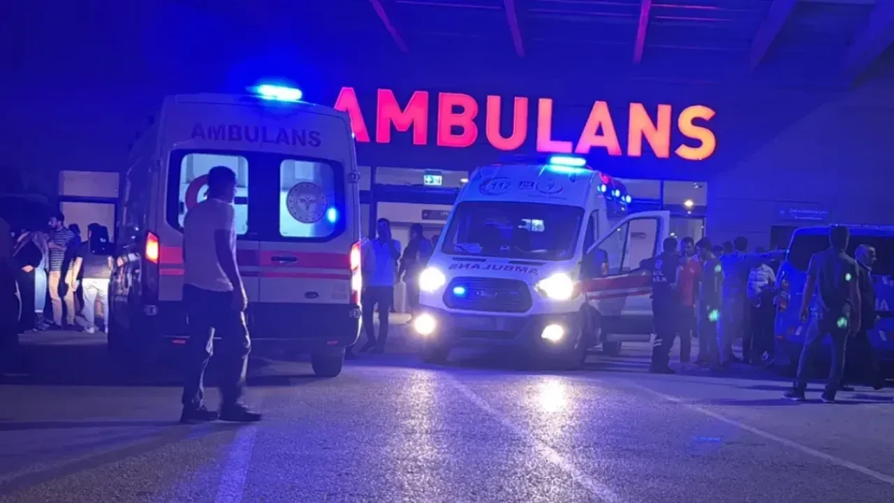 Akşam yemeği zehir oldu: 7'si çocuk 11 kişi hastaneye kaldırıldı